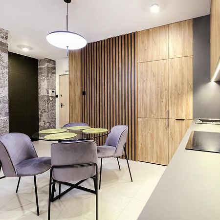 Aboutartapartments - Twin Towers Βρότσλαβ Εξωτερικό φωτογραφία